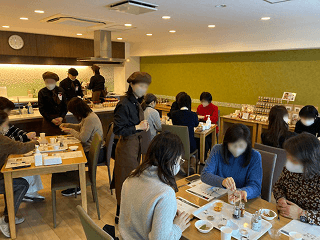 スパイス啓蒙活動（ハウス食品・朝岡スパイス）